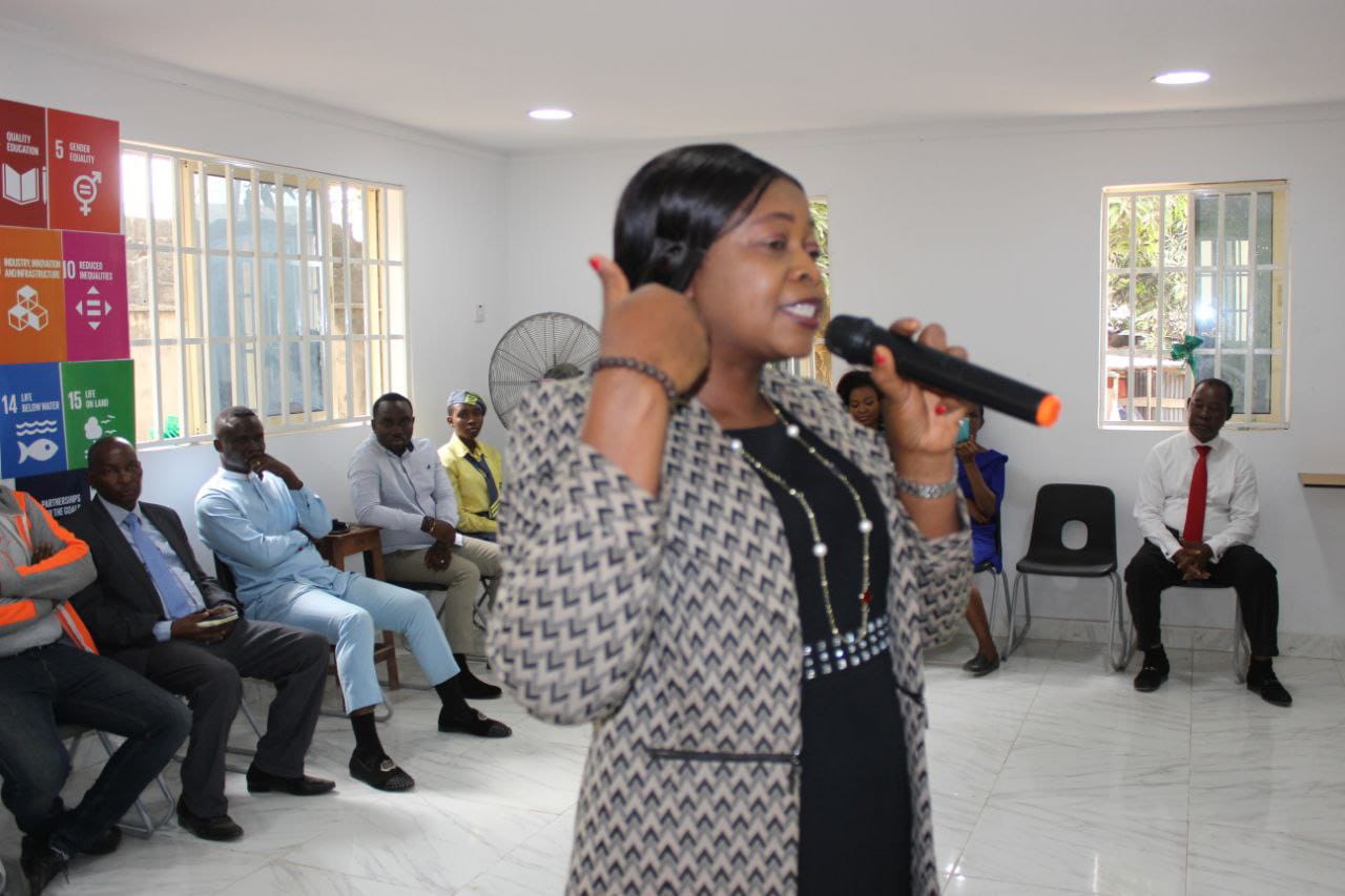 dothedreamydi.org mrs omoniyi doyen