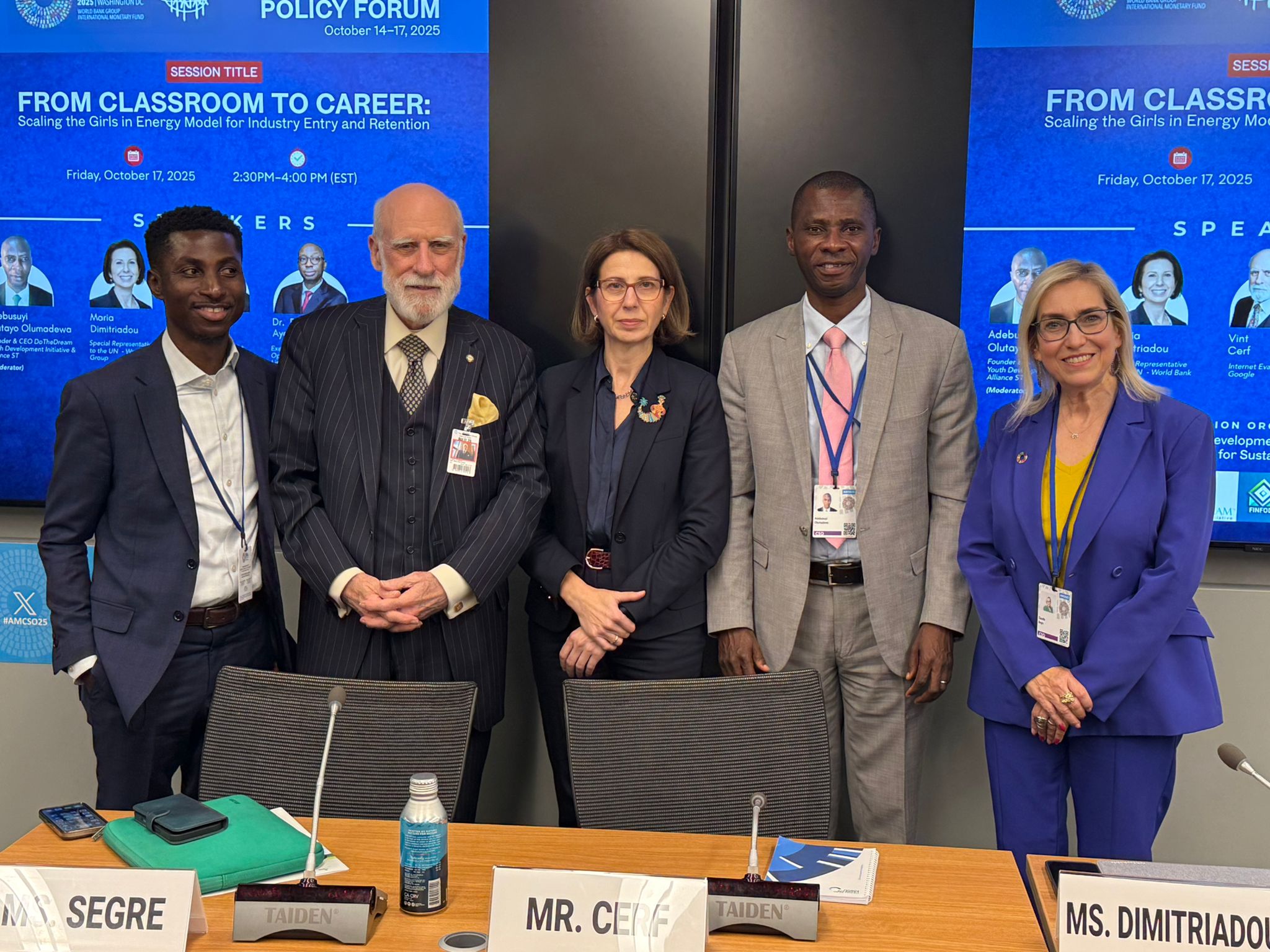 Ola Oluyinka, Vint Cerf , Maria Dimit, Claudia Segre at World Bank IMF Annuals Session www.dothedreamydi.org